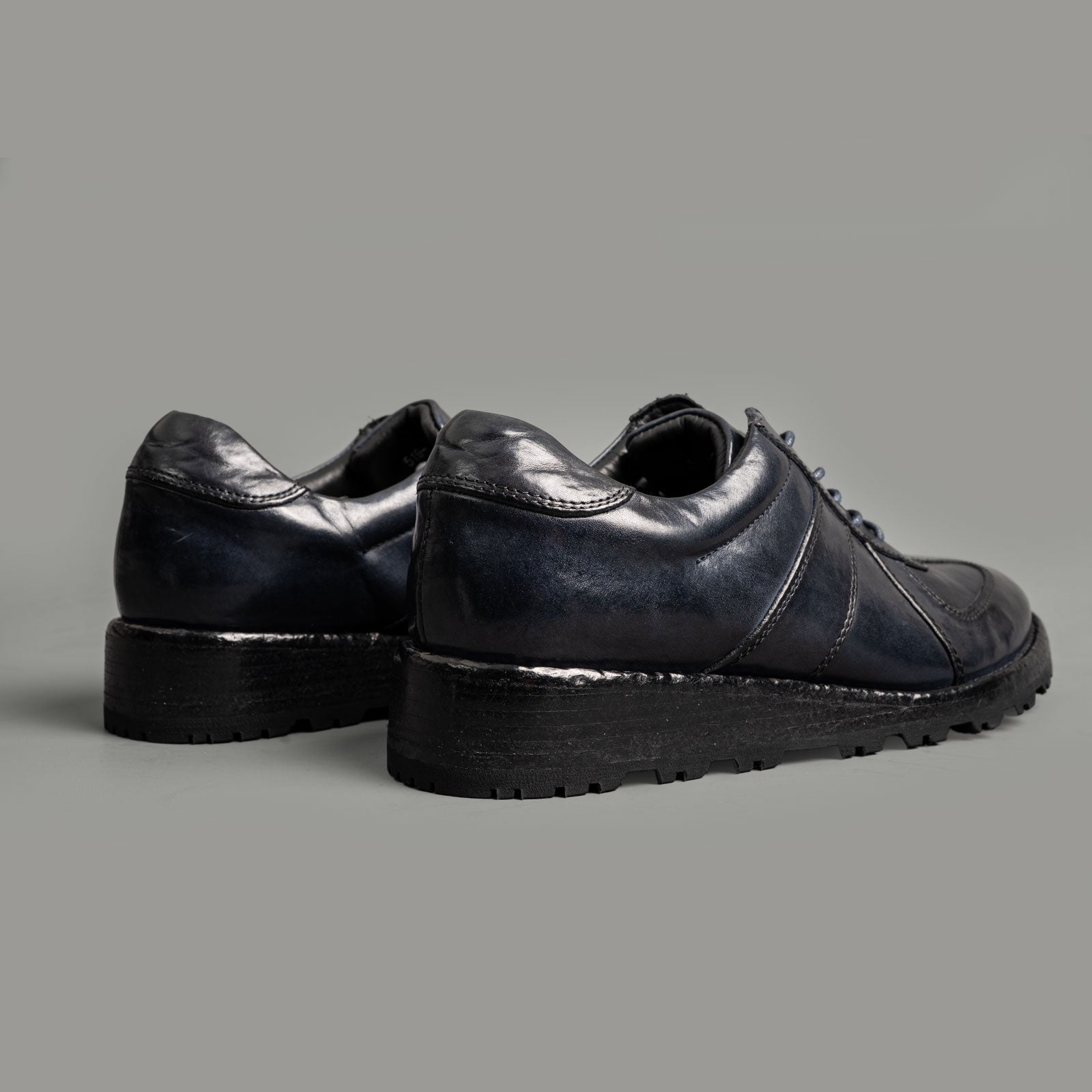 Washed Leather Lace-Up Shoes Ink Navy