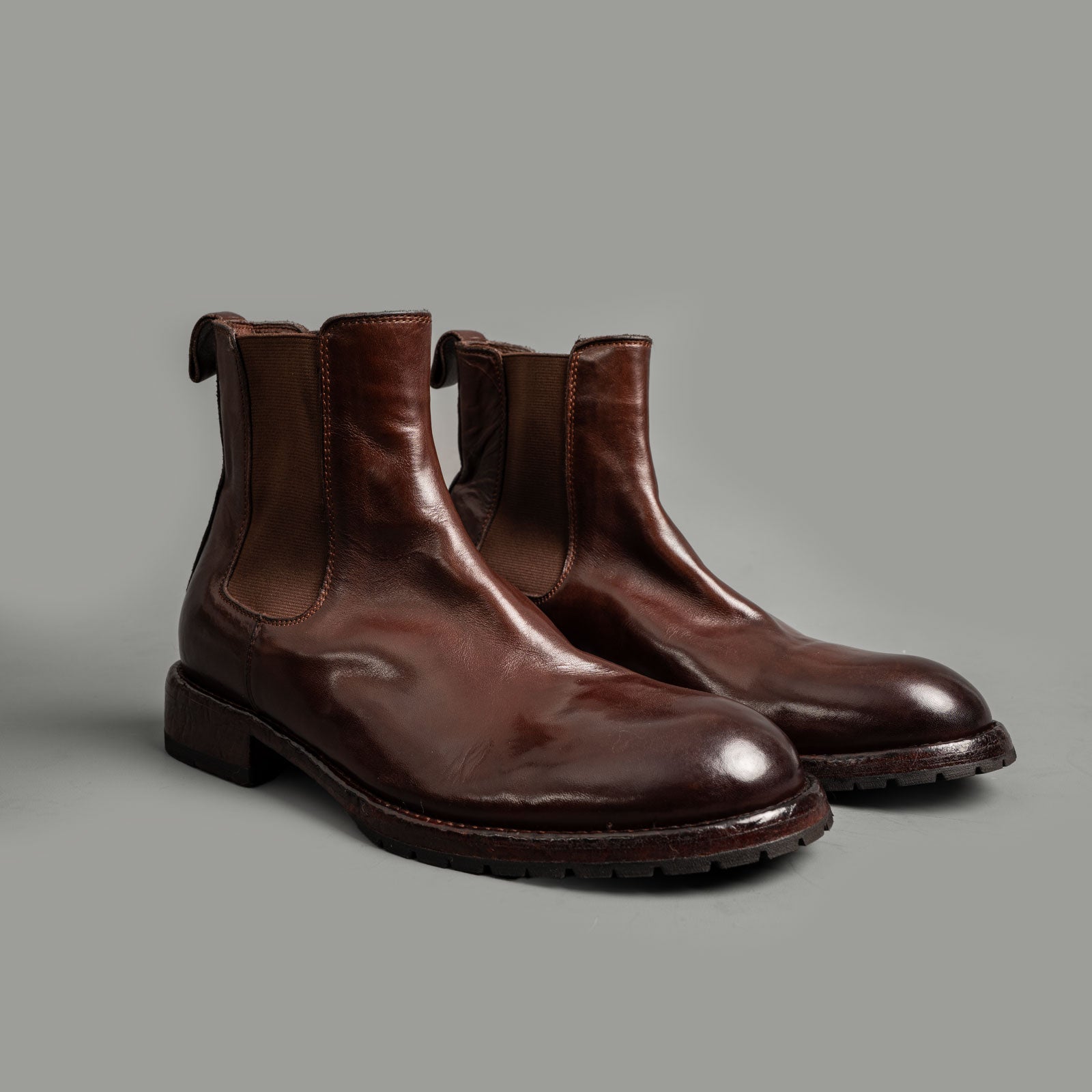 Washed Leather Chelsea Boots Mahogany