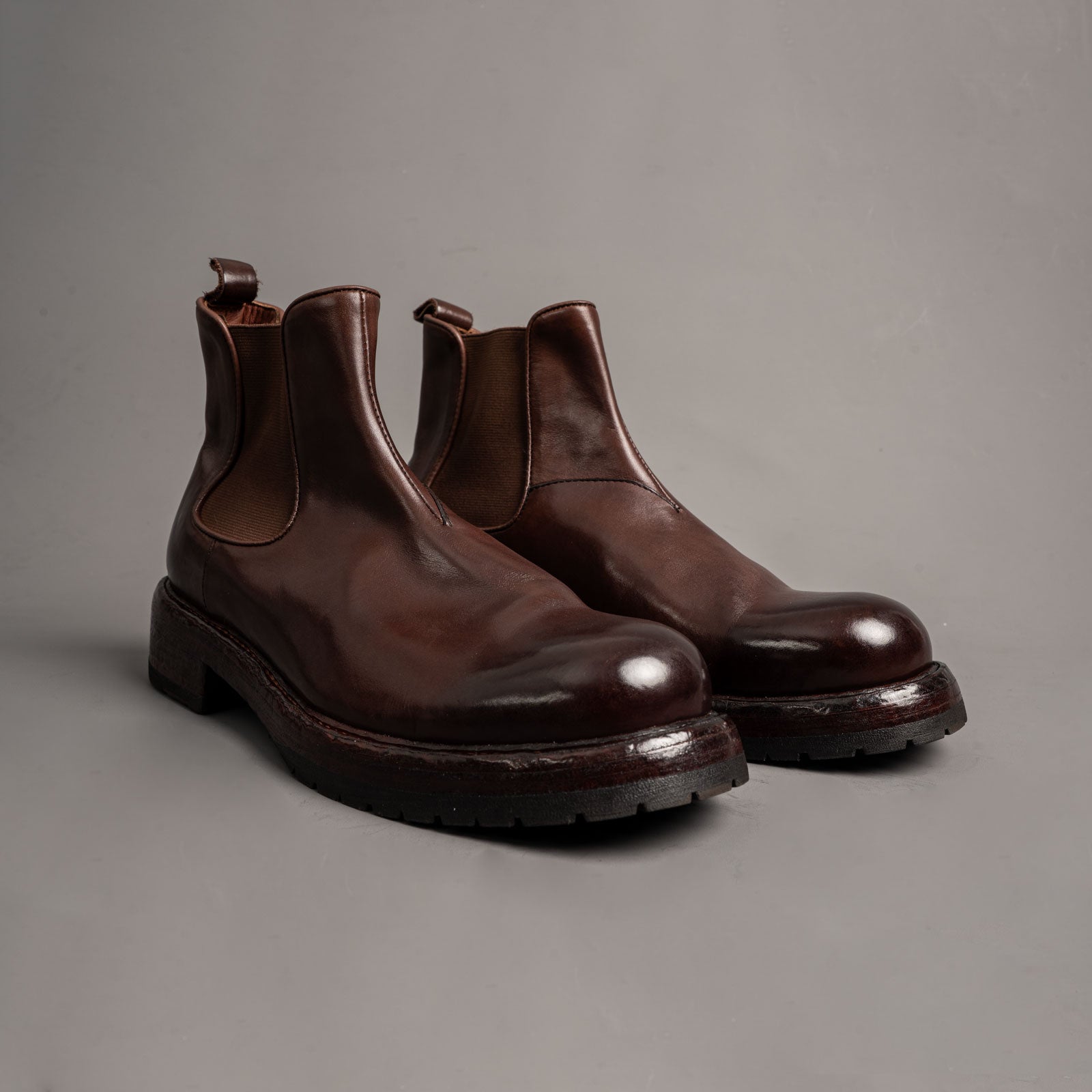 Washed Cowhide Leather Chelsea Boots