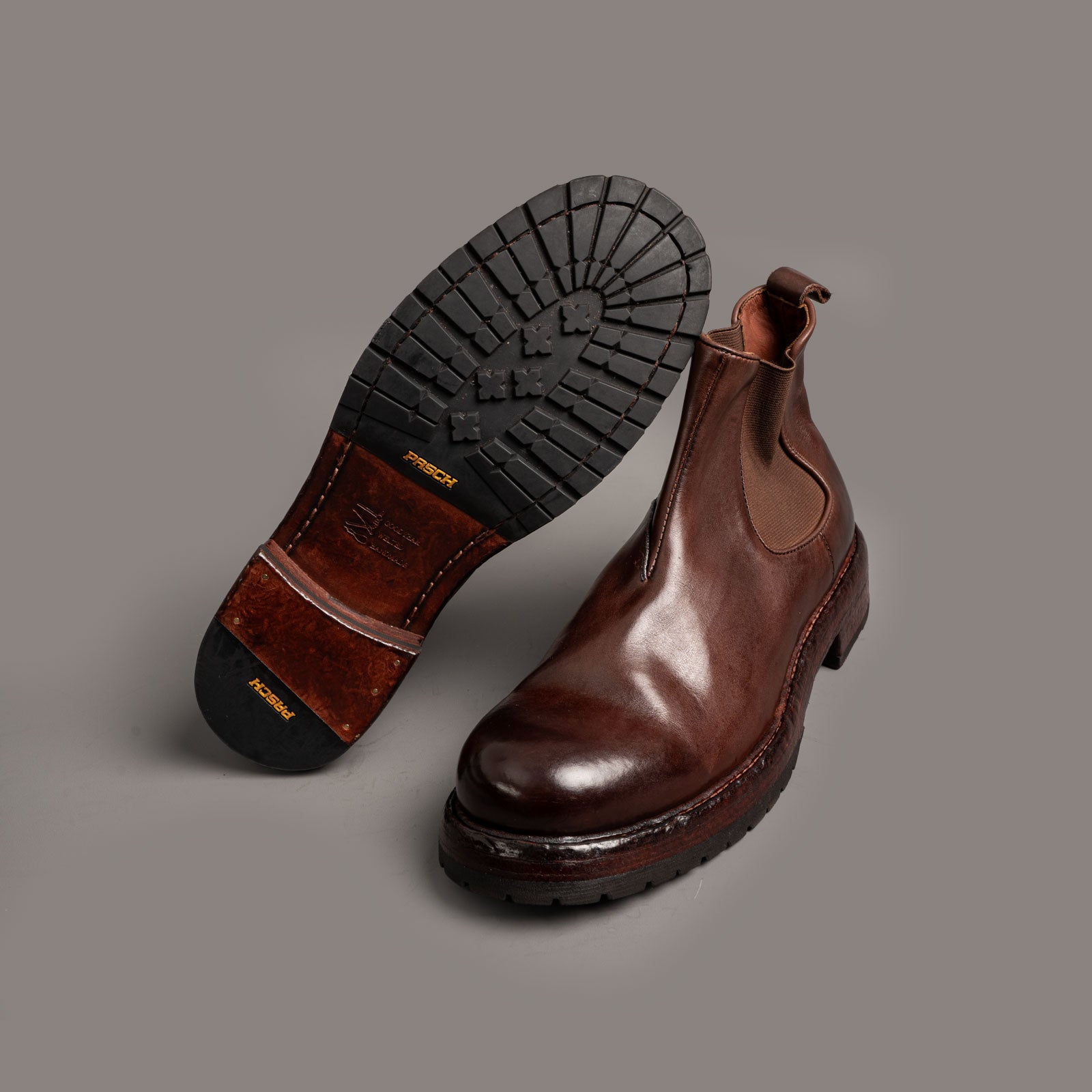 Washed Cowhide Leather Chelsea Boots