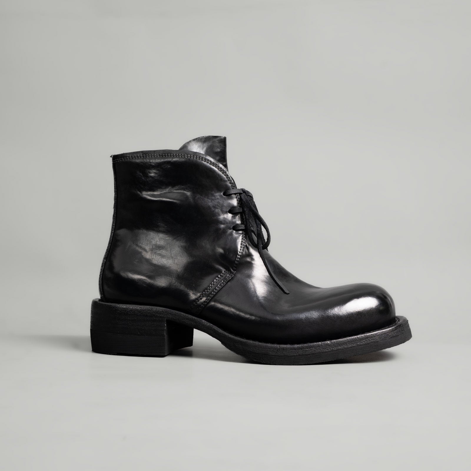 Washed Shell Cordovan Chelsea Boots Black
