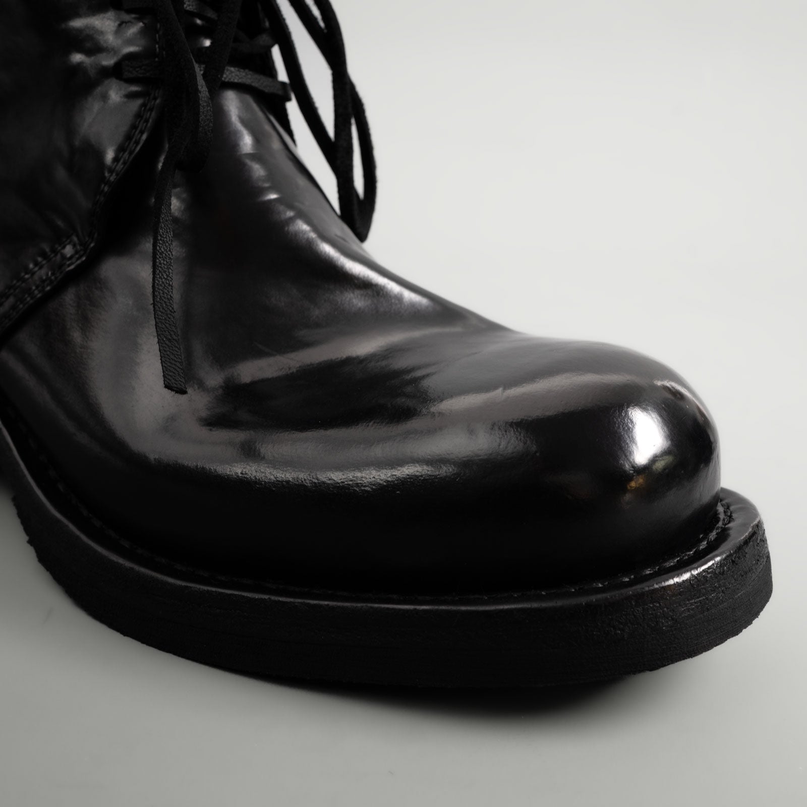 Washed Shell Cordovan Chelsea Boots Black