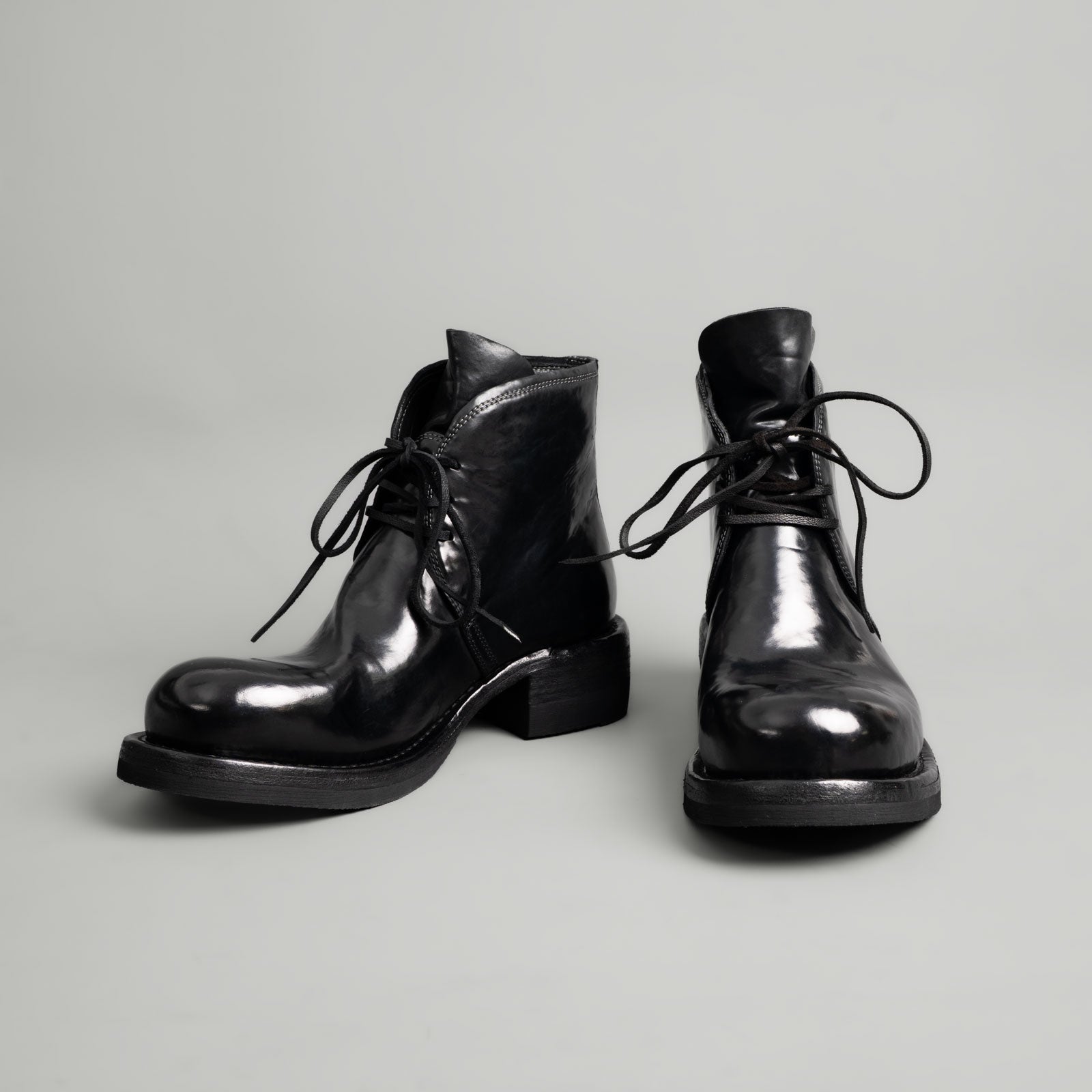 Washed Shell Cordovan Chelsea Boots Black