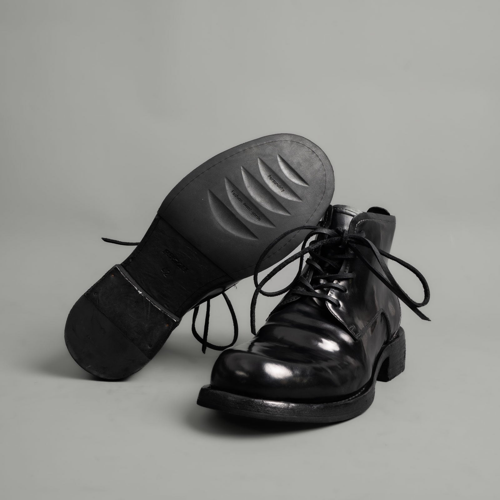 5-Eyelet Washed Cordovan Boots Black